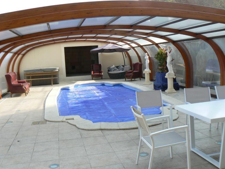 مبيت وإفطار Venoy Le Manoir Des Chapelles المظهر الخارجي الصورة